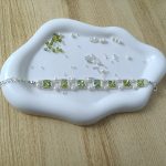 Starrybead | Peridot Whisper Glass Beaded Bracelet for Women