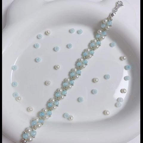 Starrybead | Baby Blue Dream Stretch Beaded Bracelet