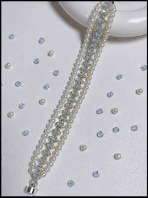 Starrybead | The Frost Queen's Pearls bead bracelet