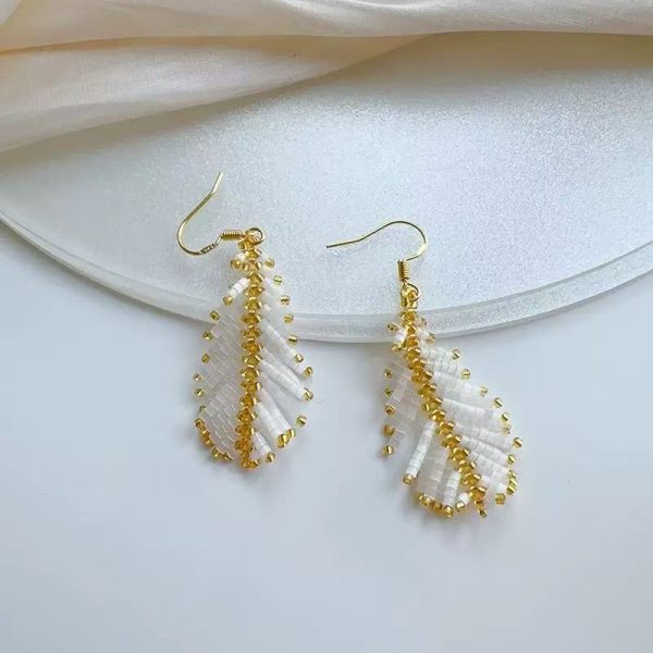 Starrybead | Golden Feathered Bead Earrings for Women