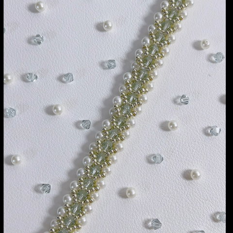 Starrybead | Lily of the Valley Path gold bead bracelet