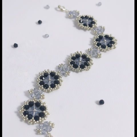 Starrybead | Midnight Dahlia black bead bracelet