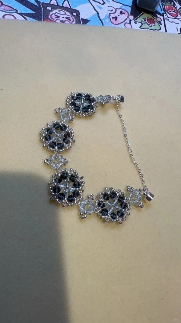 Starrybead | Midnight Dahlia black bead bracelet