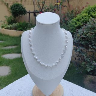 swan-serenade-pearl-beaded-necklace-05