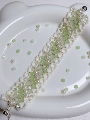Starrybead | Versailles Trellis jade bead bracelet
