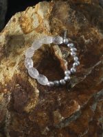 StarryBead Natural Clear Crystal & Grey Freshwater Pearl Energy Bracelet