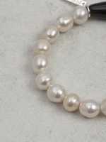 StarryBead Natural Black Agate & Freshwater Pearl Balance Bracelet: Harmonious Duality