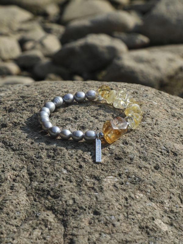 StarryBead Grey Freshwater Pearl & Freeform Citrine Healing Bracelet