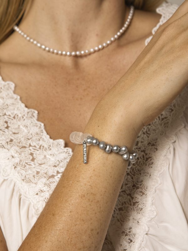 StarryBead Natural Clear Crystal & Grey Freshwater Pearl Energy Bracelet