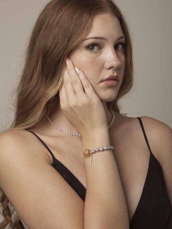 StarryBead Grey Freshwater Pearl & Freeform Citrine Healing Bracelet