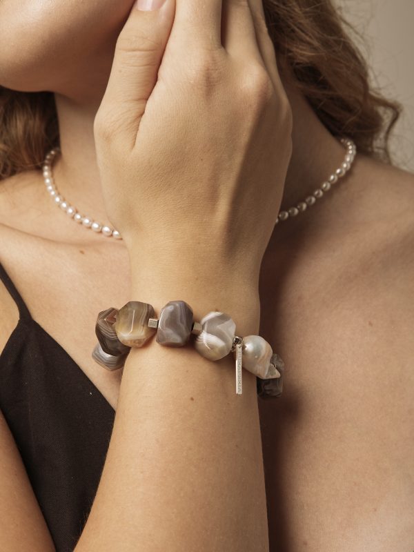 StarryBead Natural Persian Agate & Large Baroque Pearl Healing Bracelet