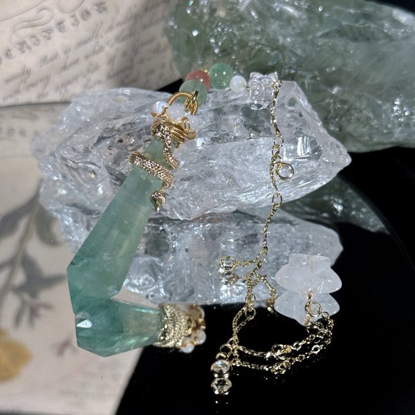 Starrybead Crystal Pendulum Necklace - Rose Quartz or Green Fluorite Healing Dowsing Pendulum for Love, Clarity, Calm & Energy Cleansing