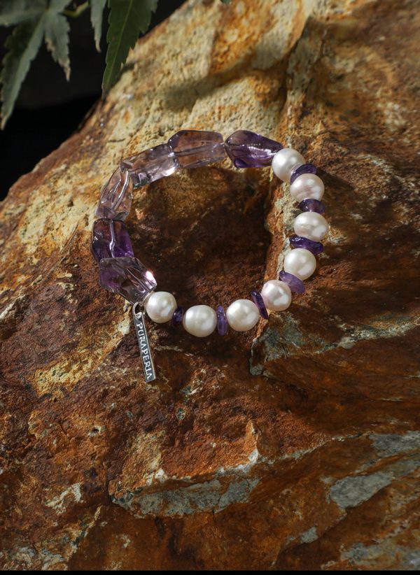 Intuitive Grace: Natural Amethyst & Freshwater Pearl Healing Bracelet