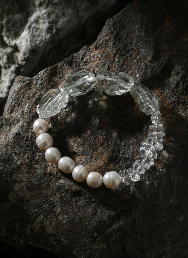 Ethereal Clarity: Green Quartz, Crushed Ice Crystal & Freshwater Pearl Healing Bracelet