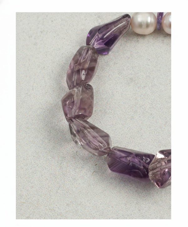 Intuitive Grace: Natural Amethyst & Freshwater Pearl Healing Bracelet