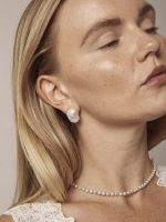 Starrybead Baroque Pearl Stud Earrings - Unapologetic Expression