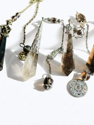 Starrybead Smoky Quartz Crystal Pendulum – Healing Jewelry with Antique Brass, Energy Balancing & Grounding Bead