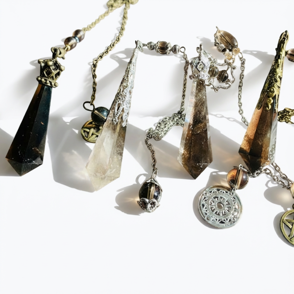 Starrybead Smoky Quartz Crystal Pendulum – Healing Jewelry with Antique Brass, Energy Balancing & Grounding Bead