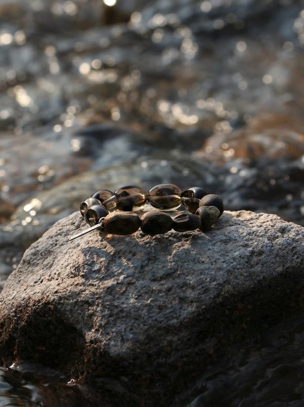 Natural Agarwood & Teardrop Smoky Quartz Healing Bracelet: Deep Grounding