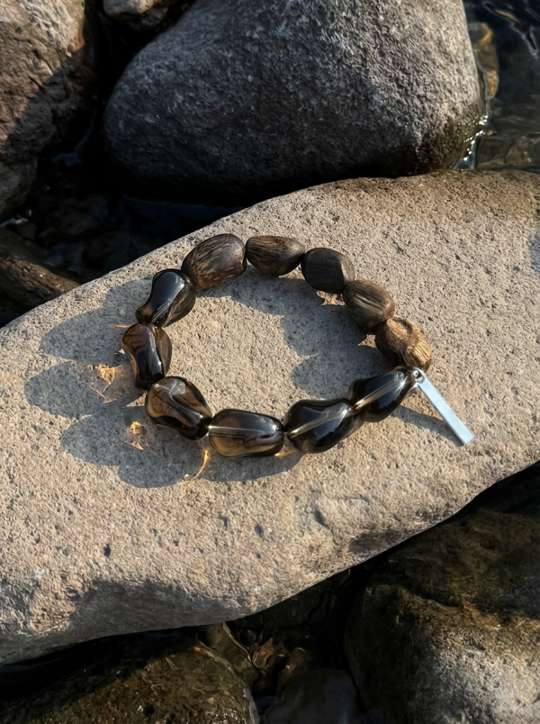 Natural Agarwood & Teardrop Smoky Quartz Healing Bracelet: Deep Grounding