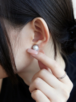 Starrybead Mystic Moon: Natural Grey Baroque Pearl & S925 Silver Healing Studs