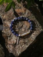Tranquil Wisdom: Faceted Sodalite & Elongated Baroque Pearl Healing Bracelet