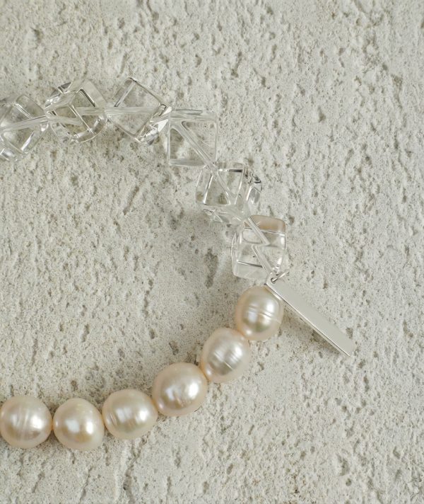 Luminous Clarity: Freshwater Pearl & Geometric Clear Quartz Healing Bracelet