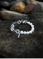 Luminous Clarity: Freshwater Pearl & Geometric Clear Quartz Healing Bracelet