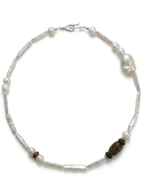 Zen Harmony: Rare Qinan Agarwood & Lustrous Baroque Stick Pearl Necklace