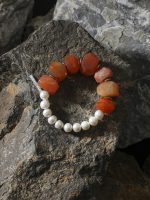 Starrybead Red Persian Agate & Freshwater Pearl Bracelet - Confidence, Poweful,Stable