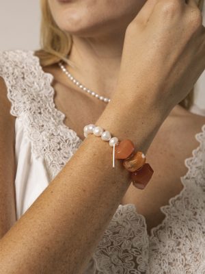 red-persian-agate-freshwater-pearl-bracelet-05