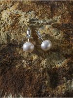 Starrybead Button Pearl Stud Earrings - A Symbol of Self-Acceptance & Gentle Expression