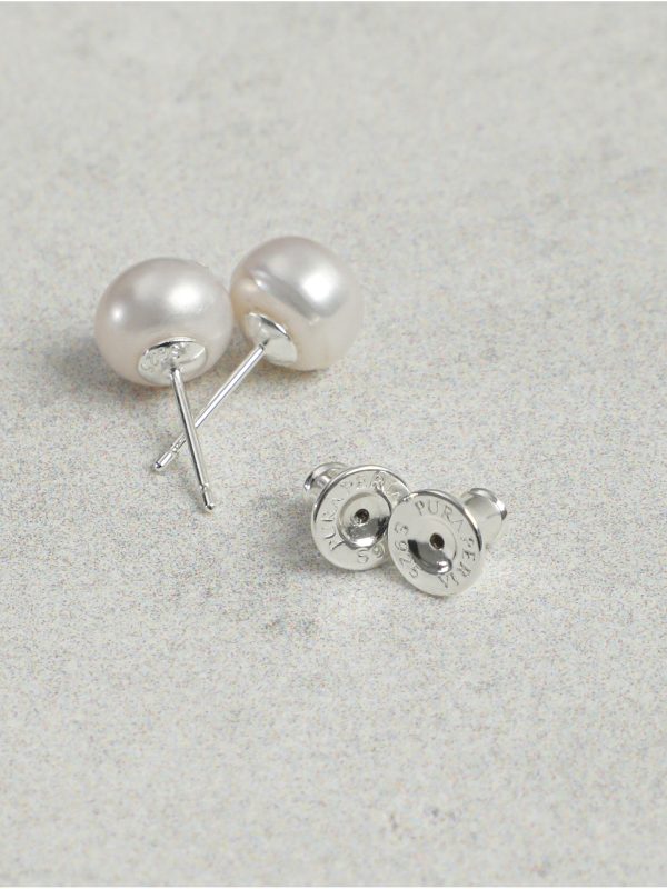 Starrybead Button Pearl Stud Earrings - A Symbol of Self-Acceptance & Gentle Expression