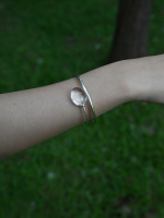 Starrybead Clear Quartz Healing Bracelet | 925 Sterling Silver Energy Cuff Bracelet for Clarity & Balance