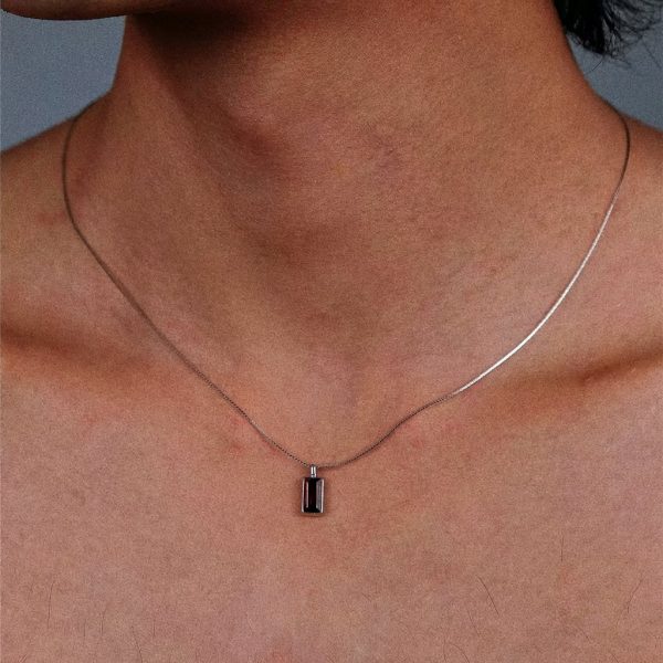 Passionate Vitality: Natural Red Garnet & 925 Sterling Silver Geometric Necklace