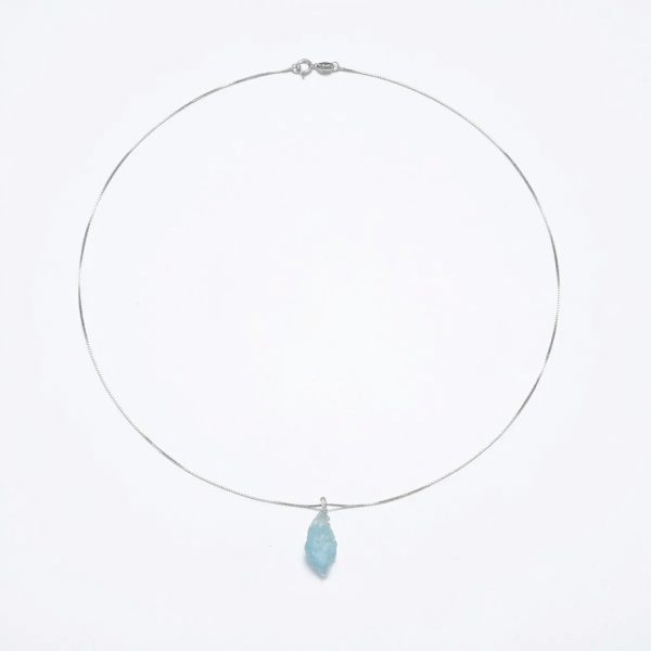 Tranquil Tides: Raw Aquamarine & S925 Sterling Silver Healing Necklace