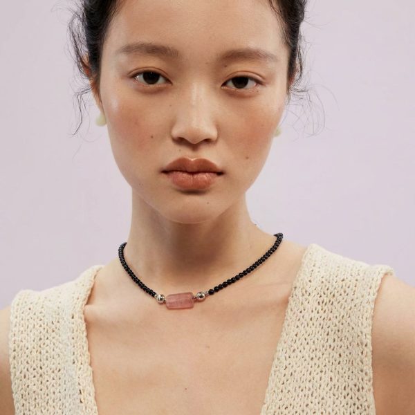 Timeless Protection: Natural Black Agate Minimalist Healing Necklace