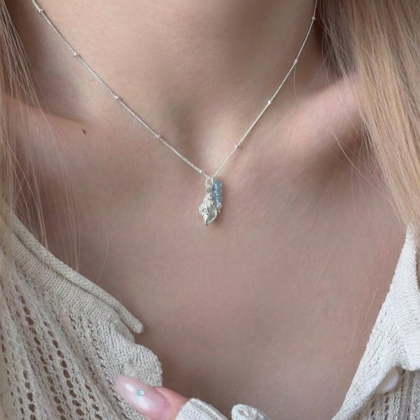 Tranquil Tides: Natural Aquamarine, Pearl & Silver Conch Healing Necklace