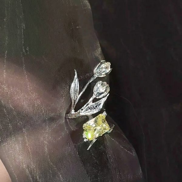 Unconventional Romance: Sculpted Silver Tulip & Radiant Yellow Zircon ISFP Ring