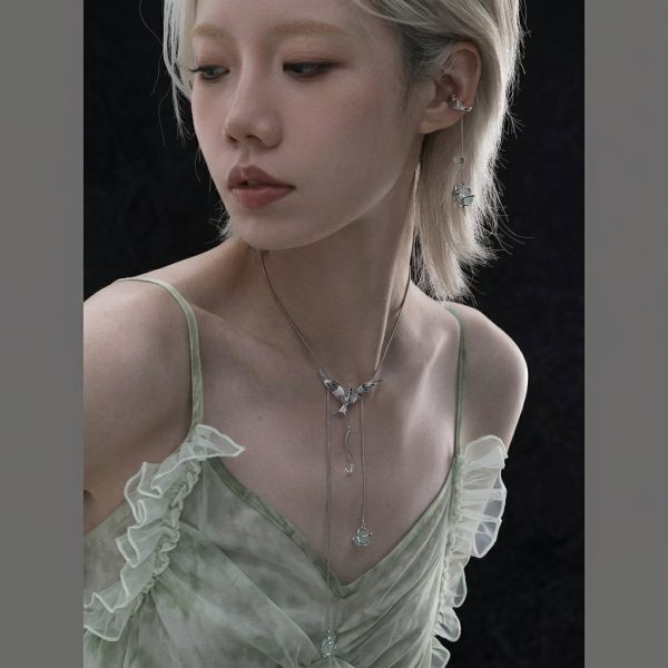 Ethereal Clarity: Green Fluorite & S925 Sterling Silver Stray Birds Ear Cuff