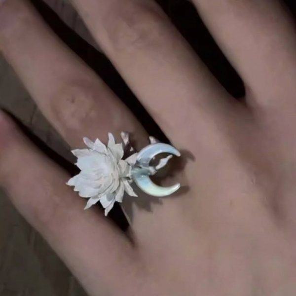Ethereal Bloom: Matte Sterling Silver & Moonstone Epiphyllum Ring